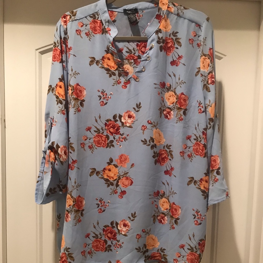 Rue21 romantic top